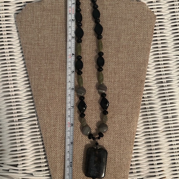 Elegant Black, Gray & Green Beaded Necklace - Picture 6 of 6